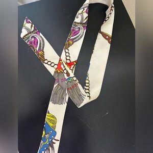 Colorful Patterned Twilly Scarf